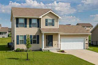 4908 4th St, Ankeny, IA 50023-8003