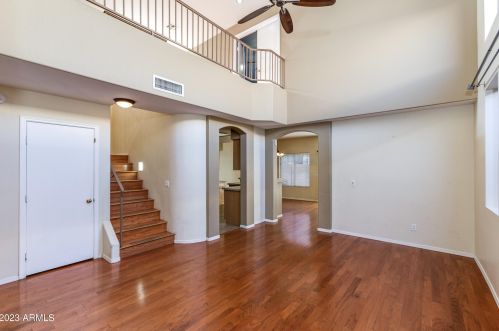 19814 49th Dr, Glendale, AZ 85308-7706