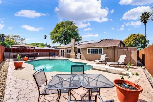 1250 Danfield Way, Vacaville CA  95687-5622 exterior