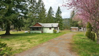 190 Falls Rd, Randle, WA 98377-9701