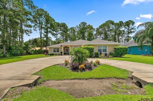 13 Burning Pl, Palm Coast, FL 32137-8816