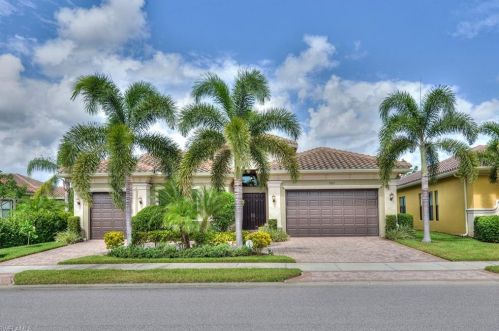 3925 Gibralter Dr, Naples, FL 34119-8648