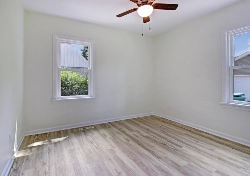 9028 Revere Ct, Hammond IN  46321-3219 exterior