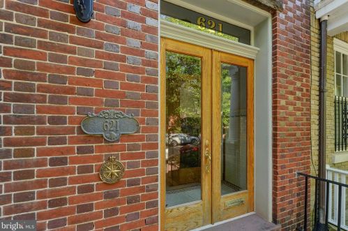 621 A St, Washington DC 20003-1225 exterior