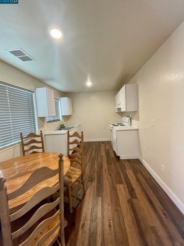 38 Connie Ct, West Pittsburg CA  94565-1574 exterior