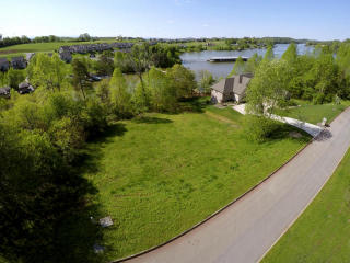 430 Marsh Hawk Dr, Vonore, TN 37885-5422