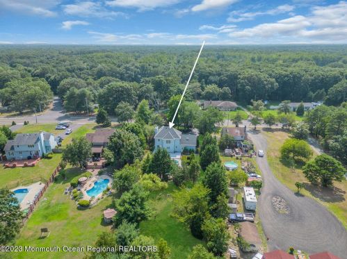 117 Frank Applegate Rd, Jackson Twp NJ  08527-2454 exterior