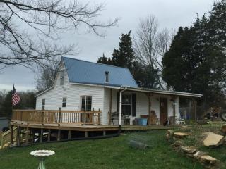 1161 Dennis Rd, Lawrenceburg, KY 40342-9573