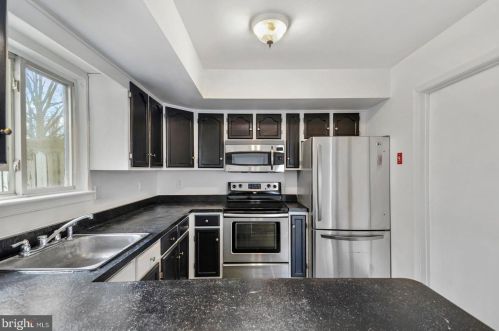 27 Heatherfield Way, Dover DE  19904-9749 exterior