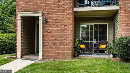 2 Hastings Dr, Blue Bell, PA 19422-2537