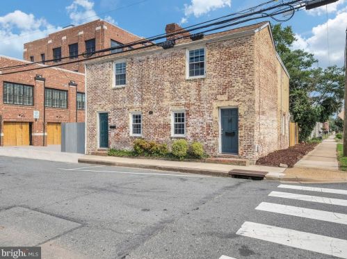 316 Frederick St, Fredericksburg, VA 22401-6026