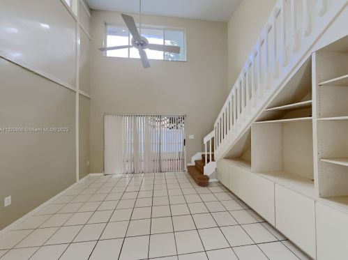 3115 37th Ave, Hollywood FL  33021-1347 exterior