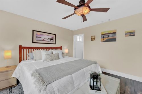 1000 Woodridge Dr, Vacaville CA  95687-6440 exterior