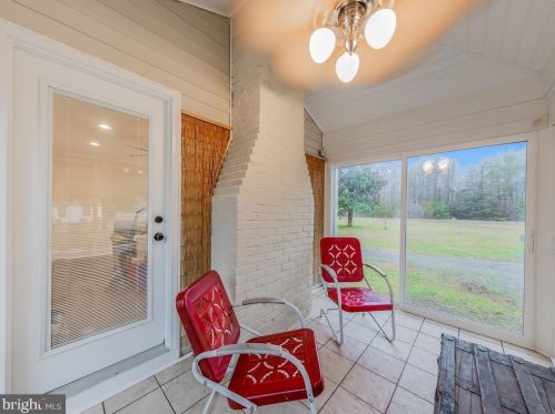 9204 Dahlgren Rd, Owens VA  22485-3508 exterior