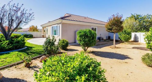 1007 Coto De Caza Ct, Beaumont CA  92223-8522 exterior