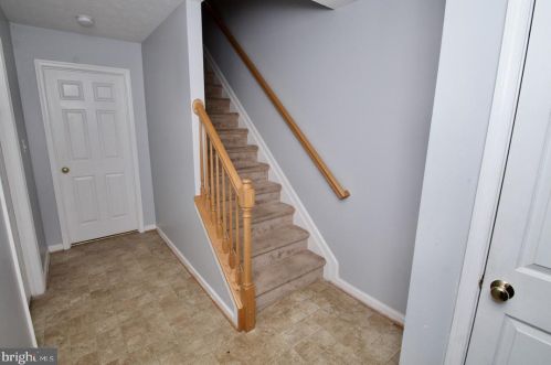 208 Charles St, Fredericksburg VA  22405-8718 exterior