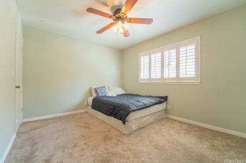 29000 Gladiolus Dr, Santa Clarita CA  91387-1828 exterior