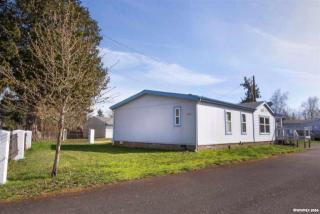 3990 Lor Ln, Salem, OR 97303-4791