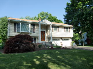 225 Everdell Ave, Hillsdale, NJ 07642-1921