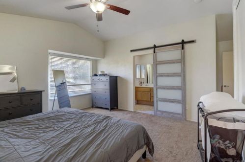 1313 Bethany Pl, El Cajon CA  92021-5047 exterior