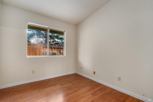 2013 Waltzer Rd, Santa Rosa CA  95403-1827 exterior