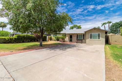 4226 43rd St, Phoenix, AZ 85018-4214