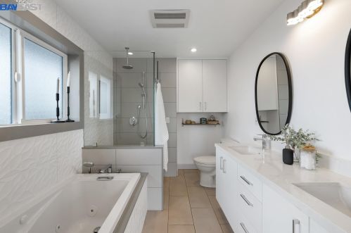 3550 Klamath St, Oakland CA 94602-4126 exterior