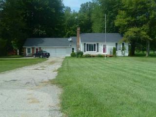 11860 Old State Line Rd, Swanton, OH 43558-9697