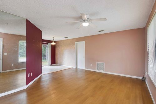 3662 Ronda Dr, Deltona, FL 32738-9033