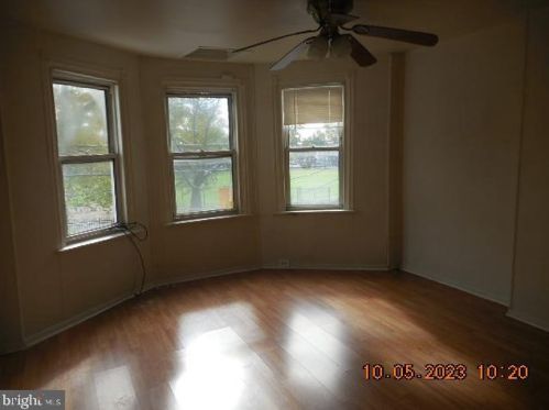 233 Dupont St, Wilmington DE  19805-3555 exterior