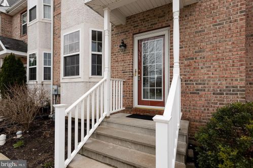 313 William Taft Ave, Downingtown, PA 19335-3097