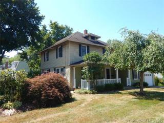 684 Middle Tpke, Manchester CT  06040-4031 exterior