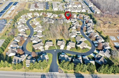 452 Woodside Pl, Bellefontaine OH  43311-1597 exterior