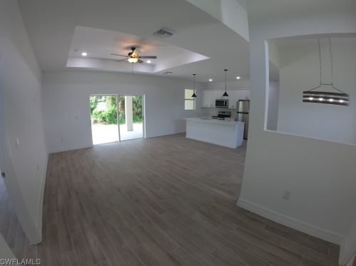 2910 12th St, Lehigh Acres, FL 33976-3020