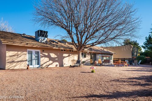 25 Spur Ct, Sedona AZ 86351-8970 exterior