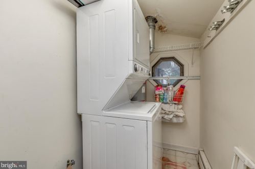 200 Park Dr, Camden NJ  08108-2236 exterior