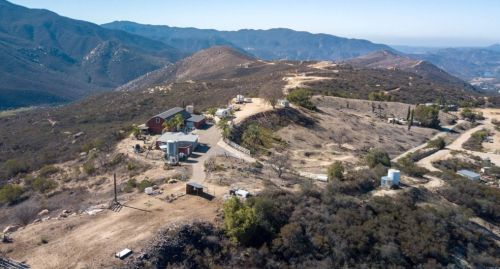 15863 Sequan Truck Trl, Alpine CA  91901-3501 exterior