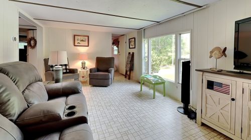 328 Mohican Trl, Mercer PA  16137-9333 exterior