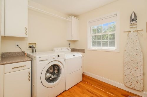 35 Roast Meat Hill Rd, Deep River CT  06419-1425 exterior