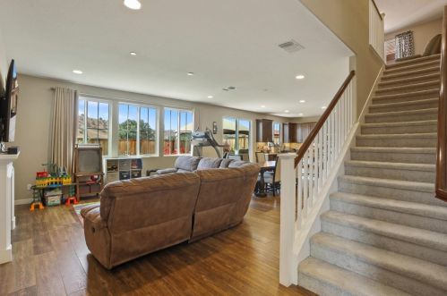 9435 Vintner Cir, Grayson CA  95363-8902 exterior