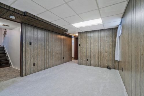 601 Diehl Dr, Mckeesport PA  15132-7420 exterior