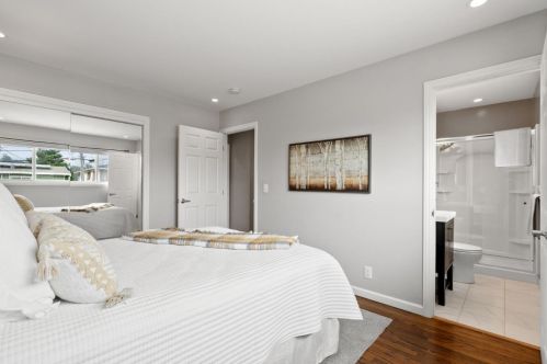 1128 Manzanita Dr, Pacifica CA  94044-4347 exterior