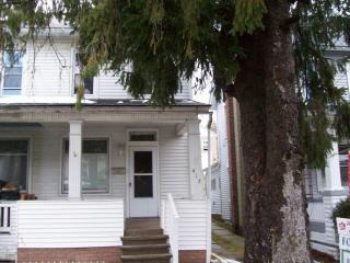 417 Pennsylvania Ave, Bangor, PA 18013-1839