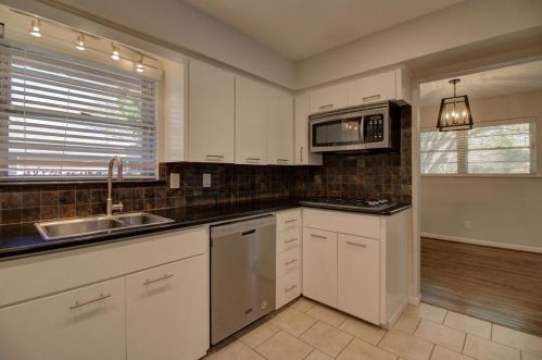 528 Polk St, Richardson TX  75081-4264 exterior