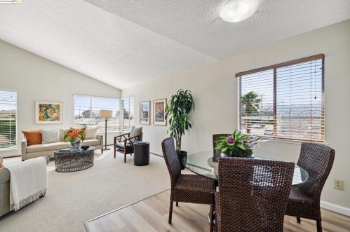 5217 Potrero Ave, Richmond, CA 94530-2120