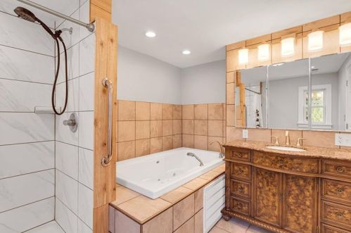 3594 Old Butler Rd, New Castle PA  16101-9027 exterior