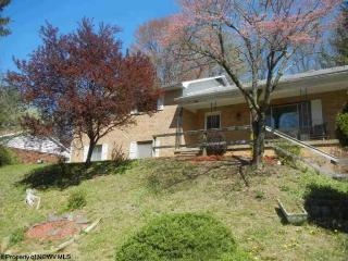 665 Valley View Dr, Morgantown, WV 26505-2439