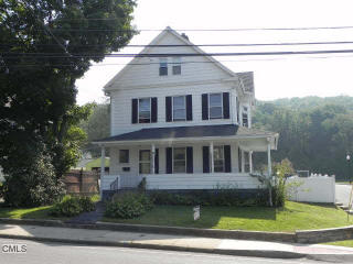 61 Elm St, Ansonia, CT 06401-3313