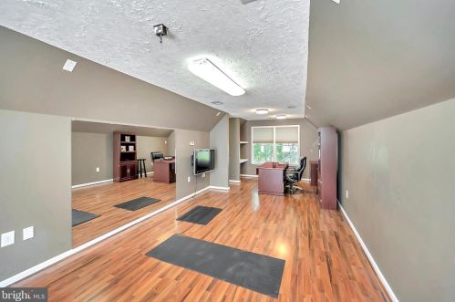 6103 Windsor Dr, Fredericksburg VA  22407-5036 exterior