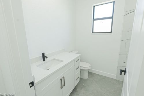 4125 19th Pl, Cape Coral FL  33904-8037 exterior